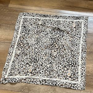 Gently Used — Madewell Organic Cotton Bandana/Neck Scarf in floral print